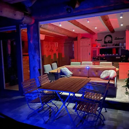 Holiday Home Ernest Zelezni With Hot Tub Ivancna Gorica 外观 照片