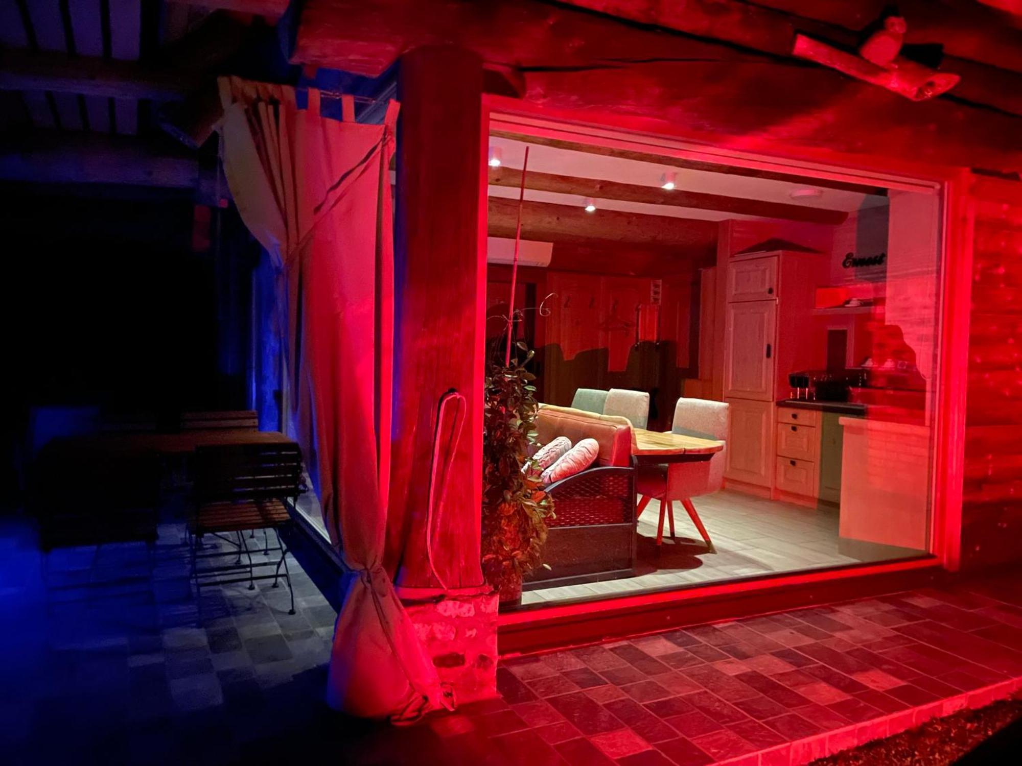 Holiday Home Ernest Zelezni With Hot Tub Ivancna Gorica 外观 照片